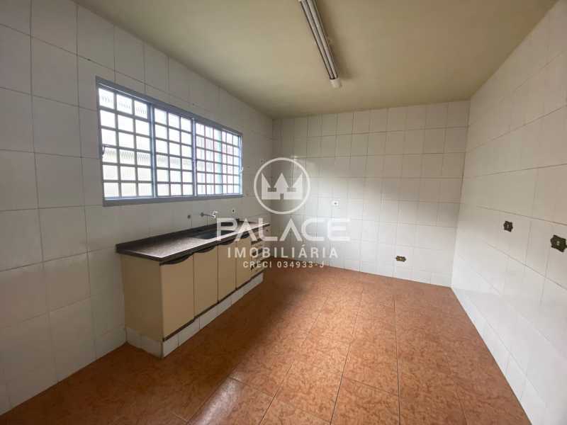 Casa para alugar com 2 quartos, 105m² - Foto 10