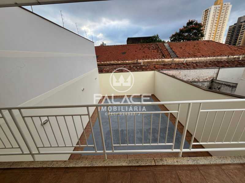 Casa para alugar com 2 quartos, 97m² - Foto 13