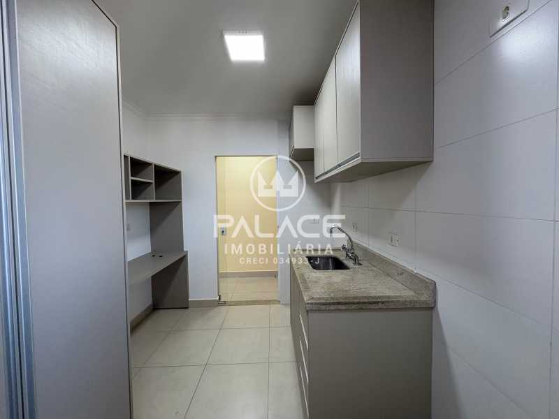 Apartamento para alugar com 3 quartos, 81m² - Foto 11