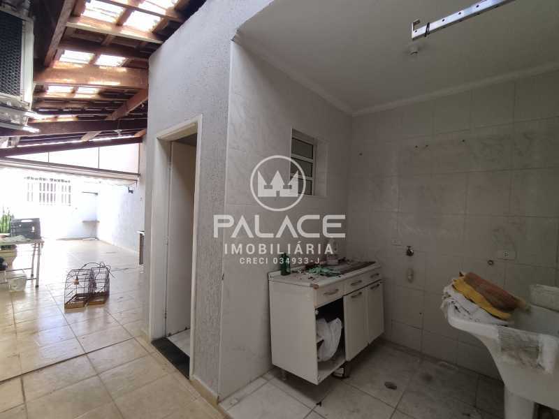 Casa para alugar com 3 quartos, 138m² - Foto 28