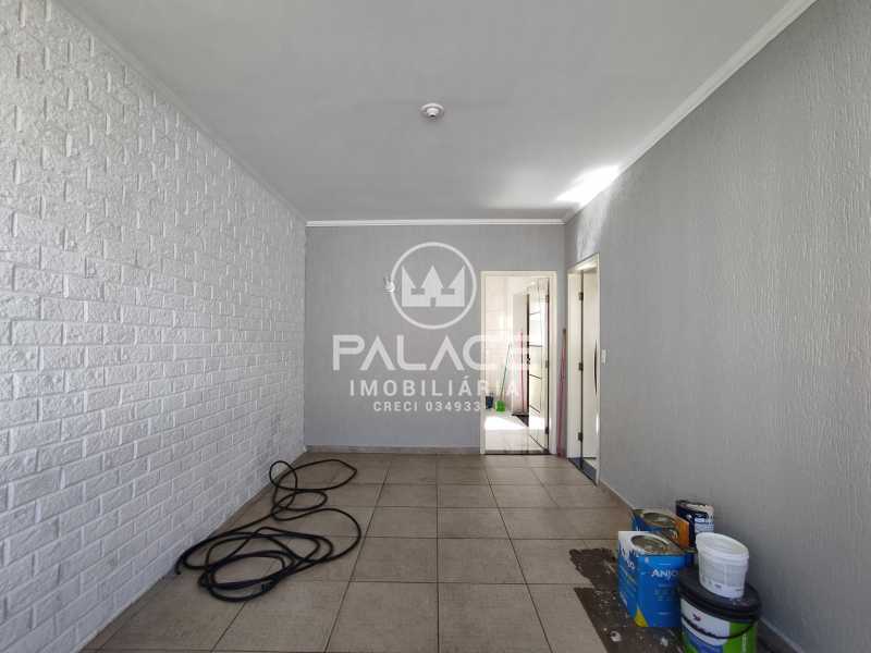 Casa para alugar com 3 quartos, 138m² - Foto 1