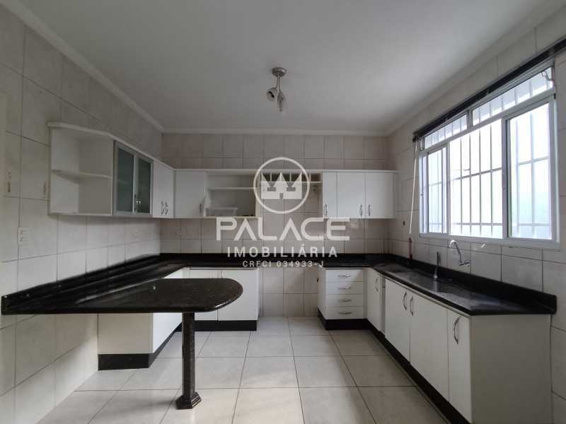Casa para alugar com 3 quartos, 138m² - Foto 8