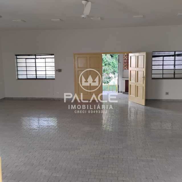 Casa Comercial para alugar com 3 quartos, 433m² - Foto 26