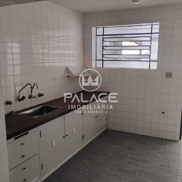 Casa Comercial para alugar com 3 quartos, 433m² - Foto 20
