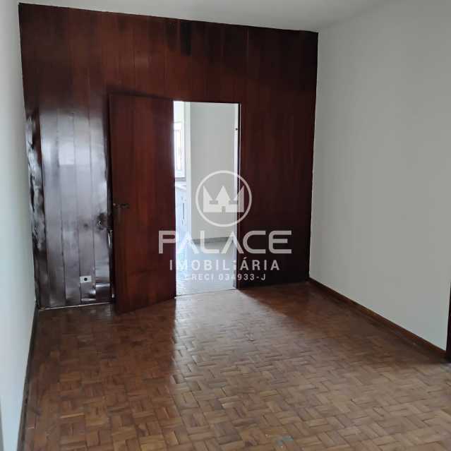 Casa Comercial para alugar com 3 quartos, 433m² - Foto 8