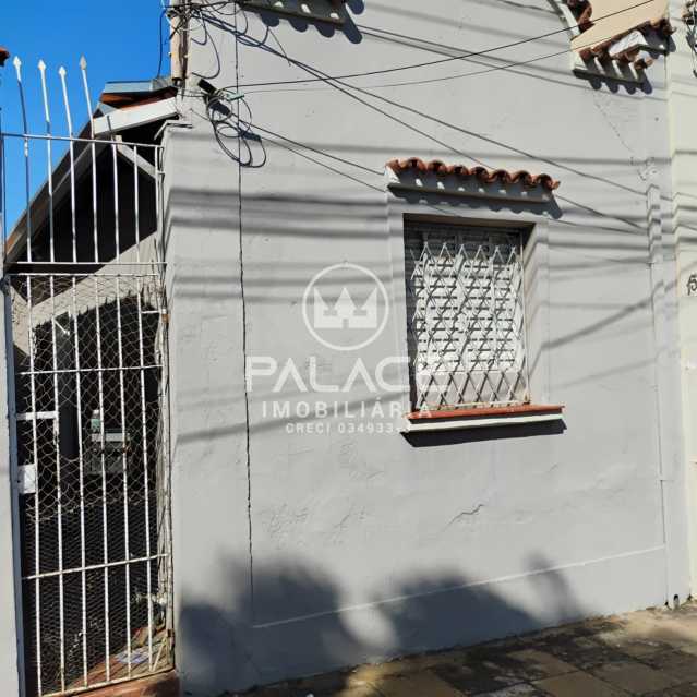 Casa para alugar com 2 quartos, 75m² - Foto 1
