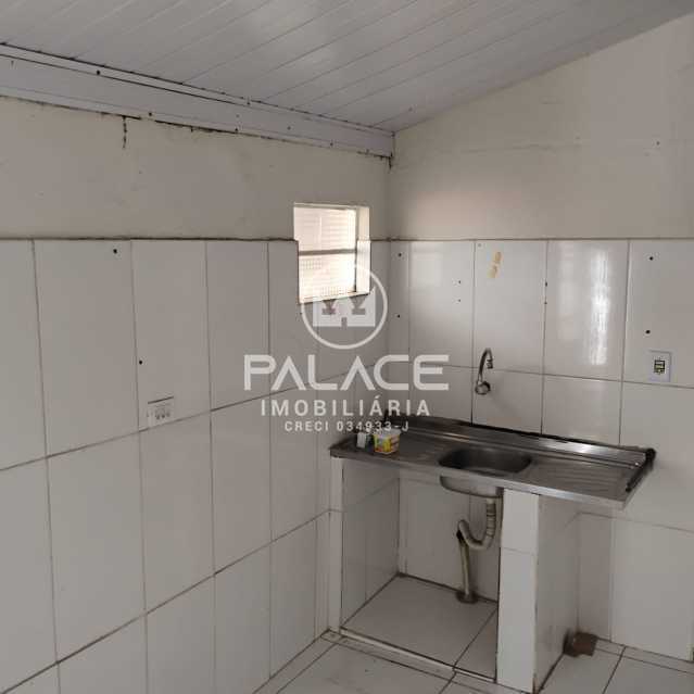 Casa para alugar com 2 quartos, 75m² - Foto 8