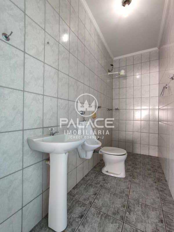 Casa para alugar com 3 quartos, 159m² - Foto 21