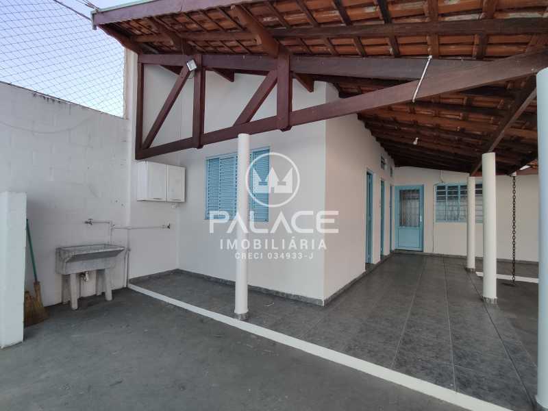 Casa para alugar com 3 quartos, 159m² - Foto 3