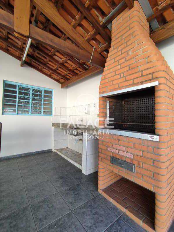 Casa para alugar com 3 quartos, 159m² - Foto 9
