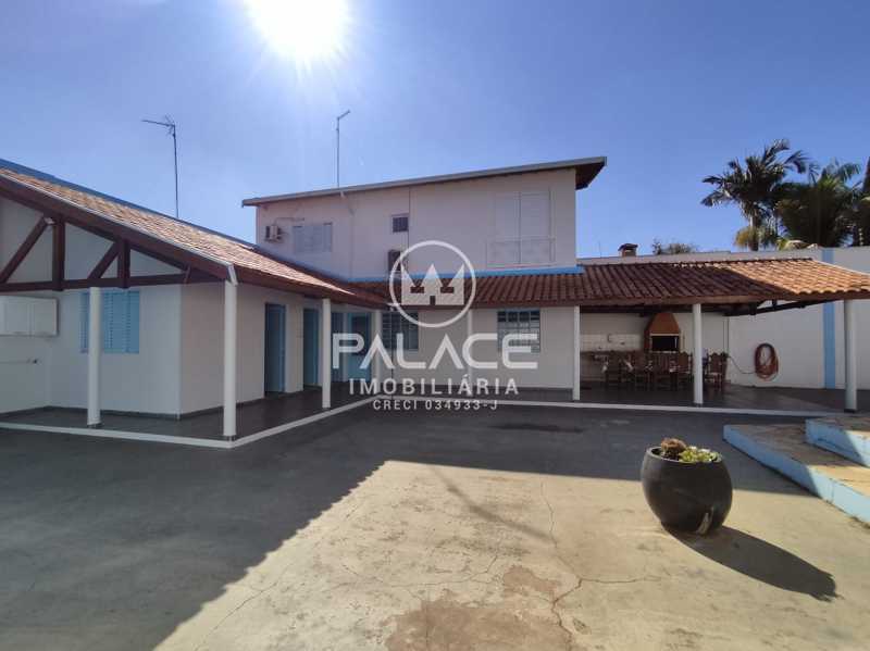 Casa para alugar com 3 quartos, 159m² - Foto 29