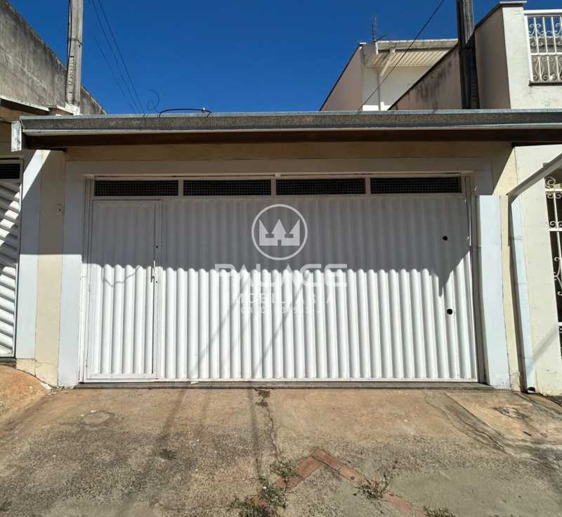 Casa para alugar com 3 quartos, 82m² - Foto 1