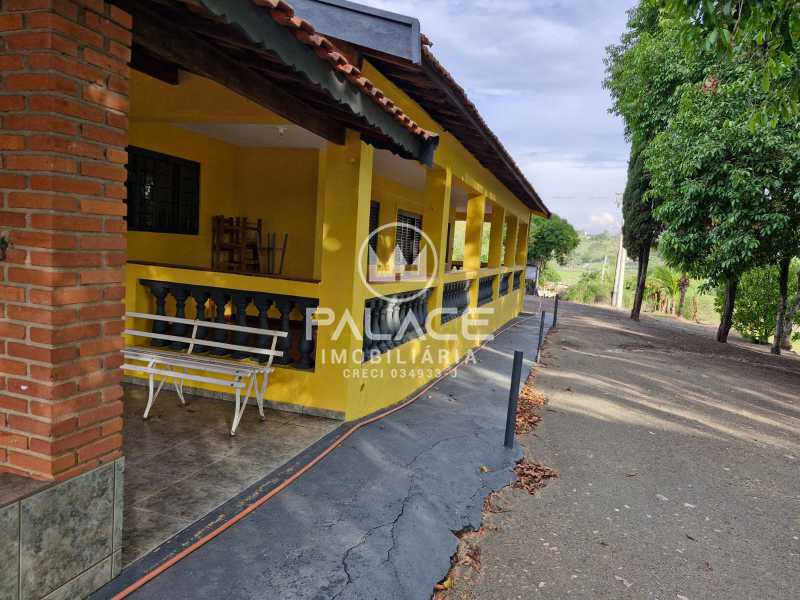 Sítio à venda com 6 quartos, 108900m² - Foto 12