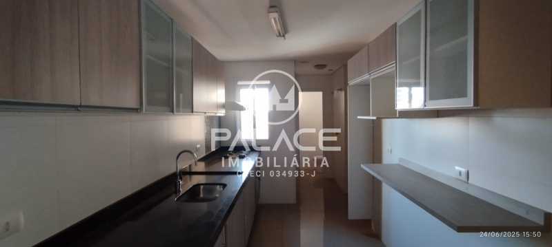 Apartamento para alugar com 3 quartos, 116m² - Foto 28