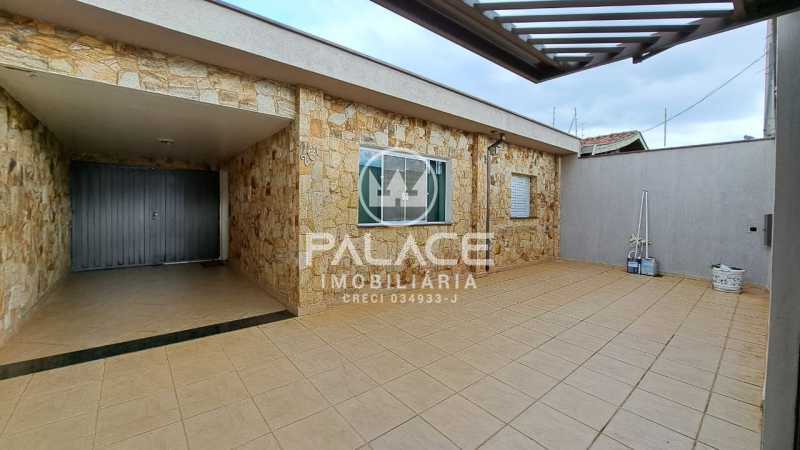 Casa à venda com 3 quartos, 156m² - Foto 3