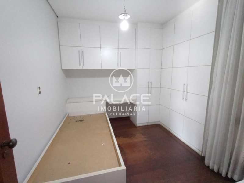 Casa de Condomínio para alugar com 3 quartos, 292m² - Foto 14