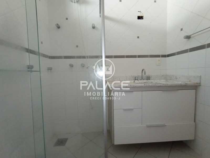 Casa de Condomínio para alugar com 3 quartos, 292m² - Foto 13