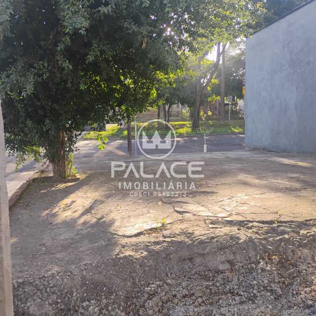 Terreno para alugar, 110m² - Foto 2