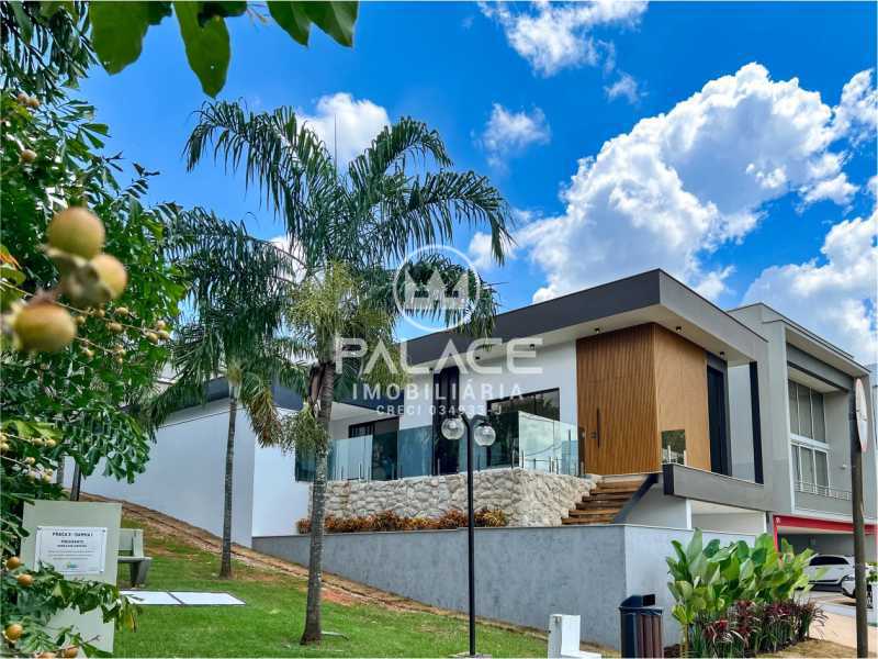 Casa de Condomínio à venda com 3 quartos, 223m² - Foto 1