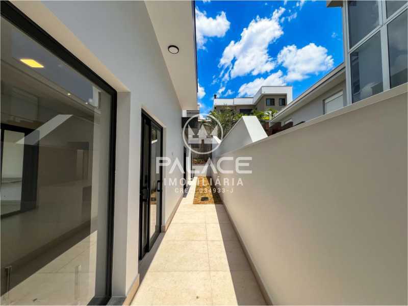 Casa de Condomínio à venda com 3 quartos, 223m² - Foto 14