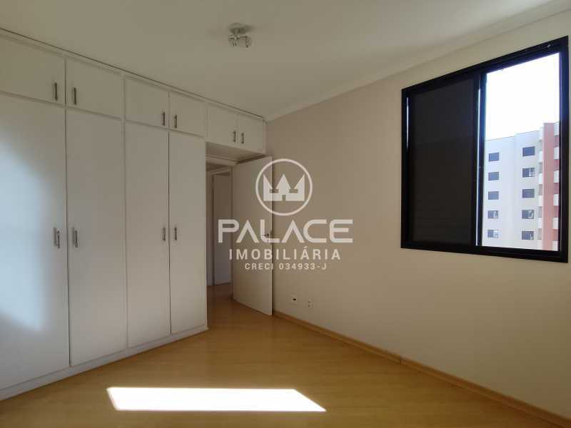 Apartamento para alugar com 2 quartos, 72m² - Foto 9