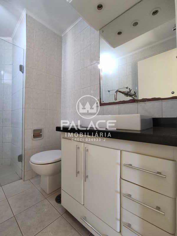 Apartamento para alugar com 2 quartos, 72m² - Foto 11