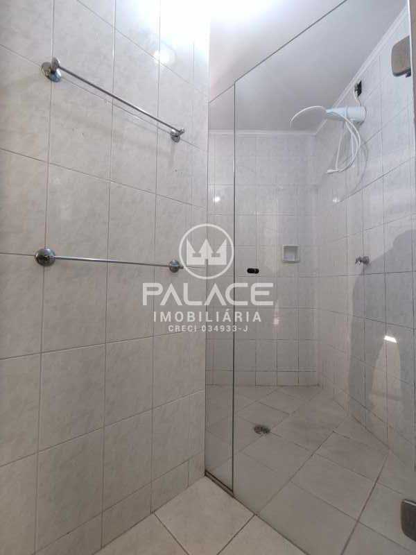 Apartamento para alugar com 2 quartos, 72m² - Foto 12