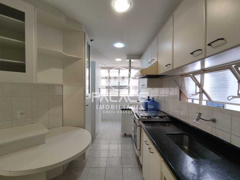 Apartamento para alugar com 2 quartos, 72m² - Foto 20