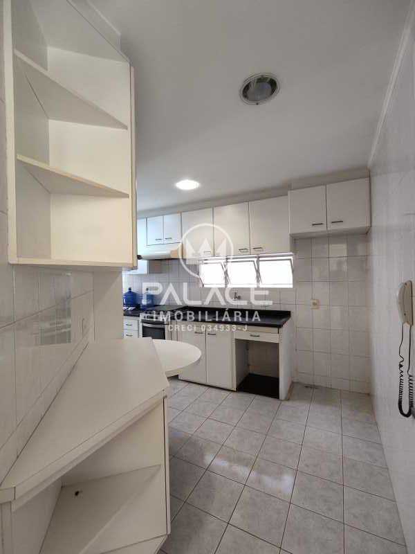 Apartamento para alugar com 2 quartos, 72m² - Foto 18