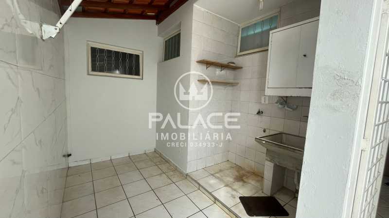 Casa à venda com 2 quartos, 145m² - Foto 23