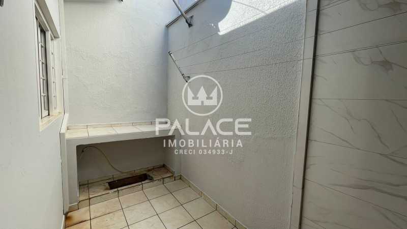 Casa à venda com 2 quartos, 145m² - Foto 24