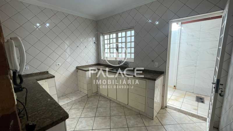 Casa à venda com 2 quartos, 145m² - Foto 10