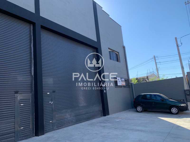 Loja-Salão, 220 m² - Foto 1