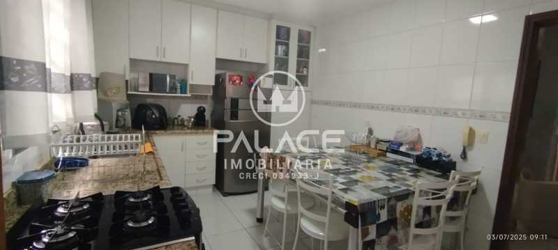 Casa para alugar com 5 quartos, 161m² - Foto 13