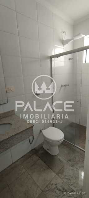 Casa de Condomínio para alugar com 3 quartos, 300m² - Foto 17