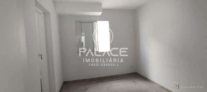 Casa de Condomínio para alugar com 3 quartos, 300m² - Foto 23