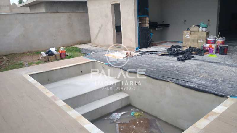 Casa de Condomínio à venda com 3 quartos, 180m² - Foto 1