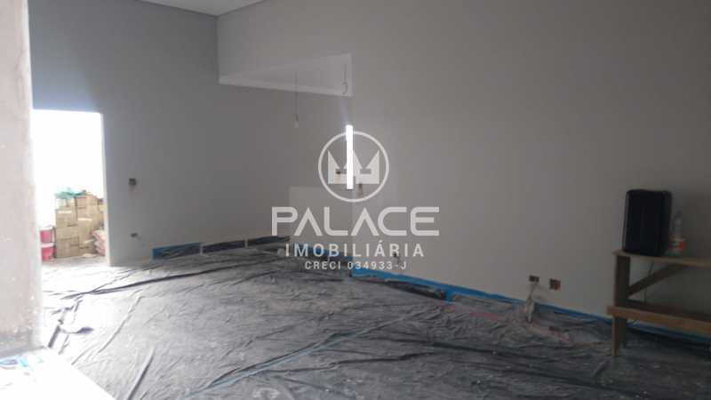 Casa de Condomínio à venda com 3 quartos, 180m² - Foto 2