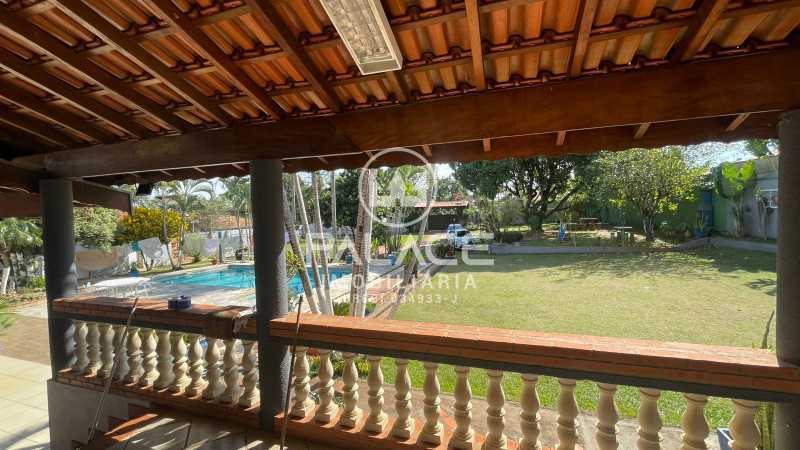 Casa para alugar com 4 quartos, 228m² - Foto 12