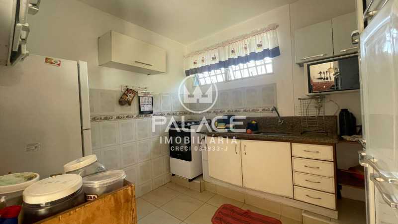 Casa para alugar com 4 quartos, 228m² - Foto 10