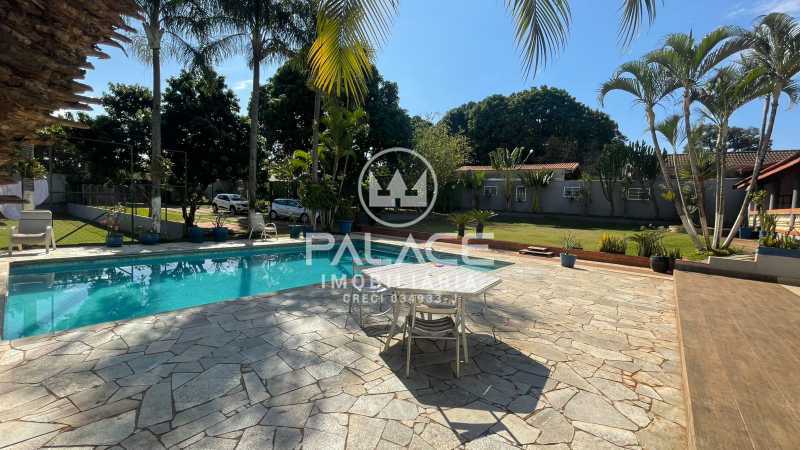 Casa para alugar com 4 quartos, 228m² - Foto 4