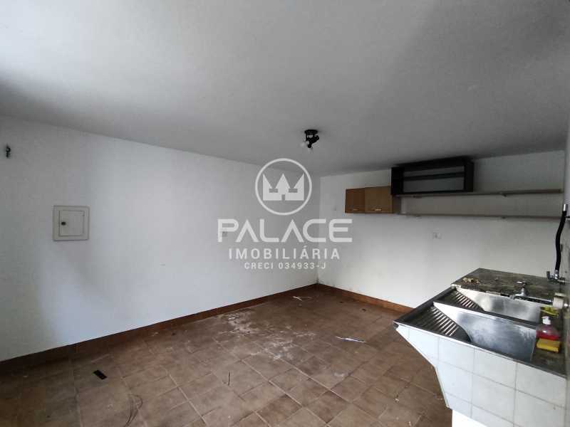 Casa para alugar com 4 quartos, 197m² - Foto 21