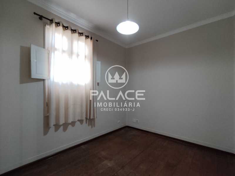 Casa para alugar com 4 quartos, 197m² - Foto 7