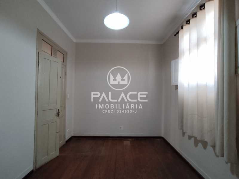 Casa para alugar com 4 quartos, 197m² - Foto 10
