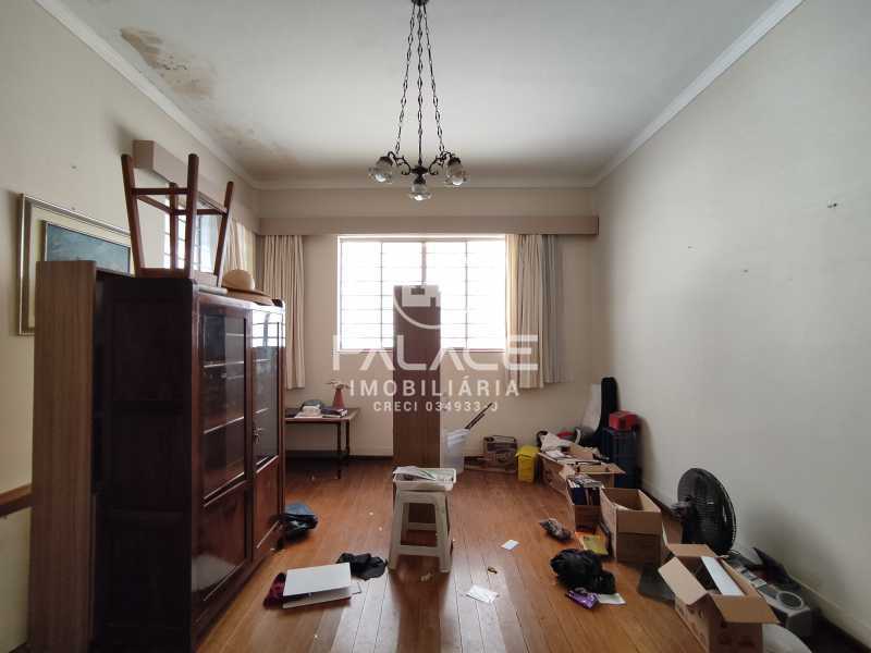 Casa para alugar com 4 quartos, 197m² - Foto 3