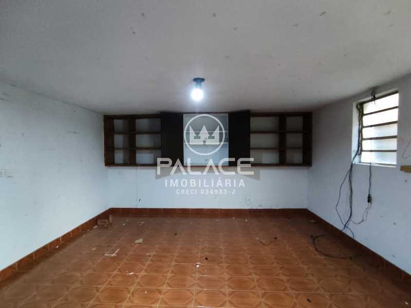 Casa para alugar com 4 quartos, 197m² - Foto 25