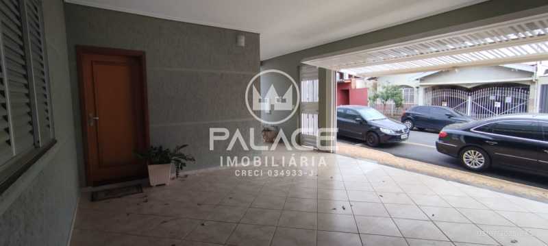 Casa para alugar com 3 quartos, 300m² - Foto 2