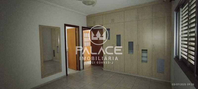 Casa para alugar com 3 quartos, 300m² - Foto 9