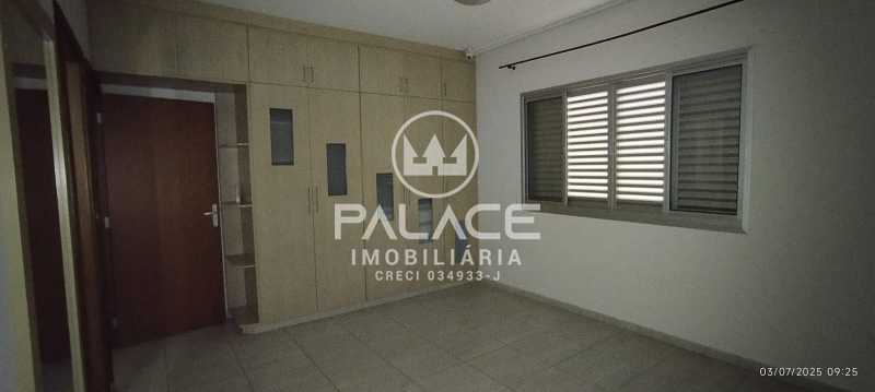 Casa para alugar com 3 quartos, 300m² - Foto 11