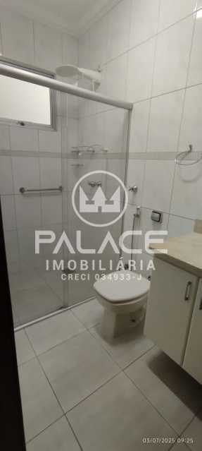 Casa para alugar com 3 quartos, 300m² - Foto 12
